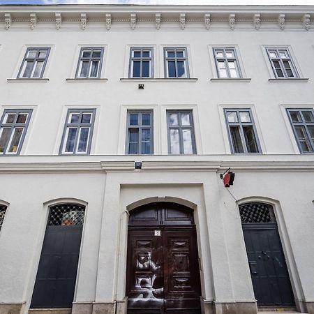 Bpr Stylish Vagabond Apartment With Ac Budapest Ngoại thất bức ảnh